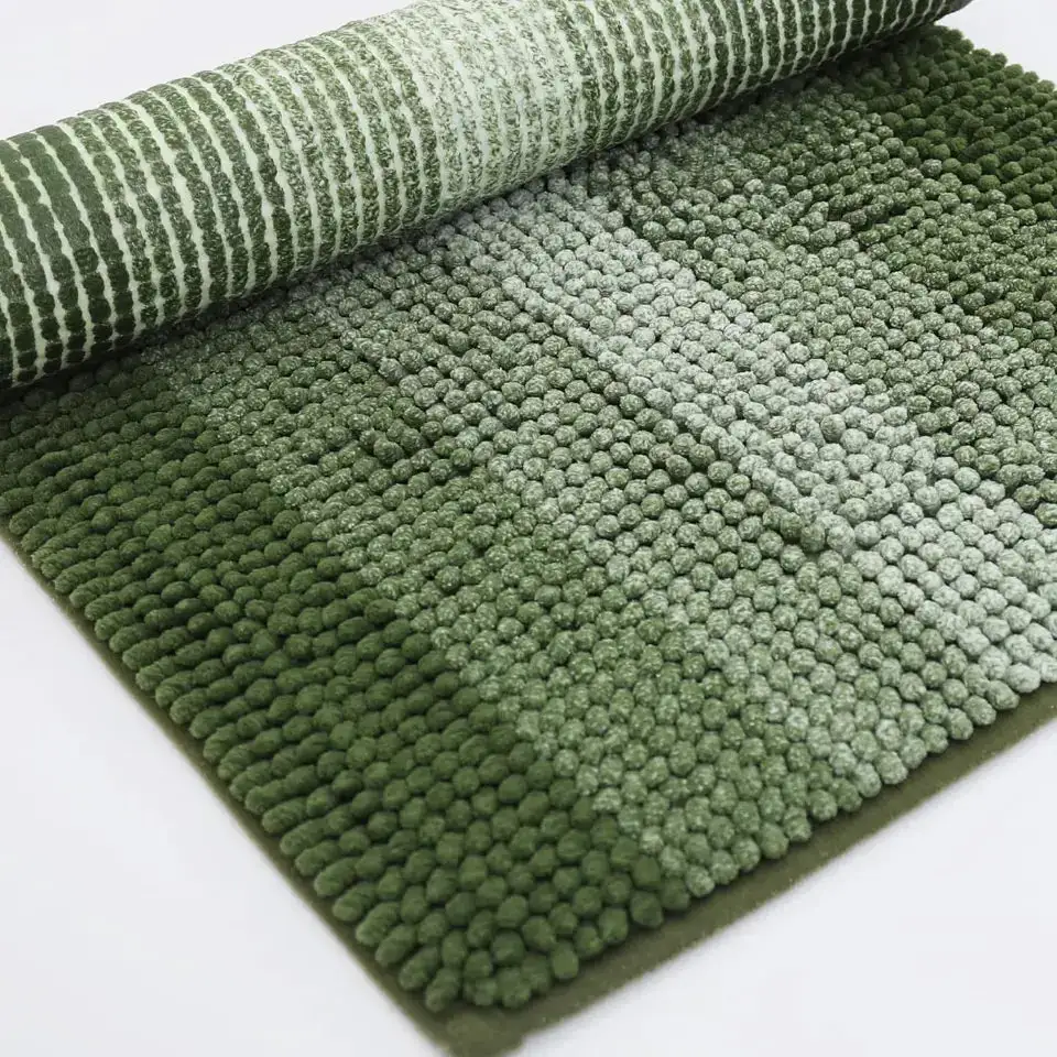 Gradient Stripe Bath Rug