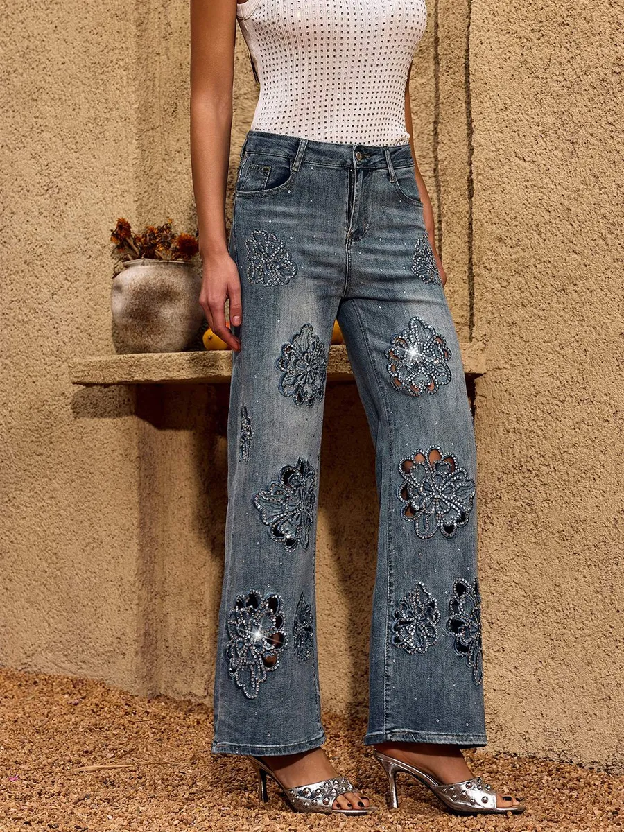 Lavinia Flower Rhinestone Straight Jeans
