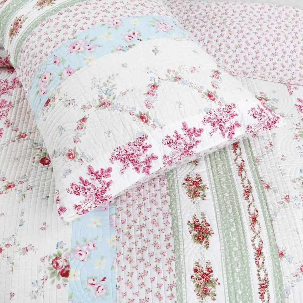 Floral Striped Patchwork Reversible Quilt Bedding Set