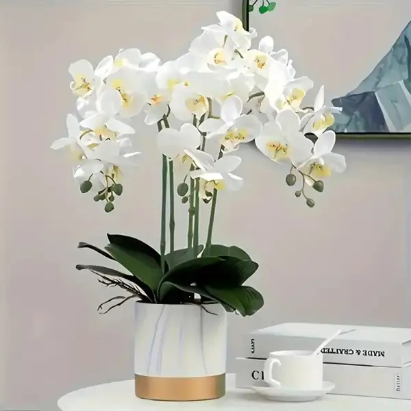 Modern Floral Artificial Round Decorative Botanical Accent