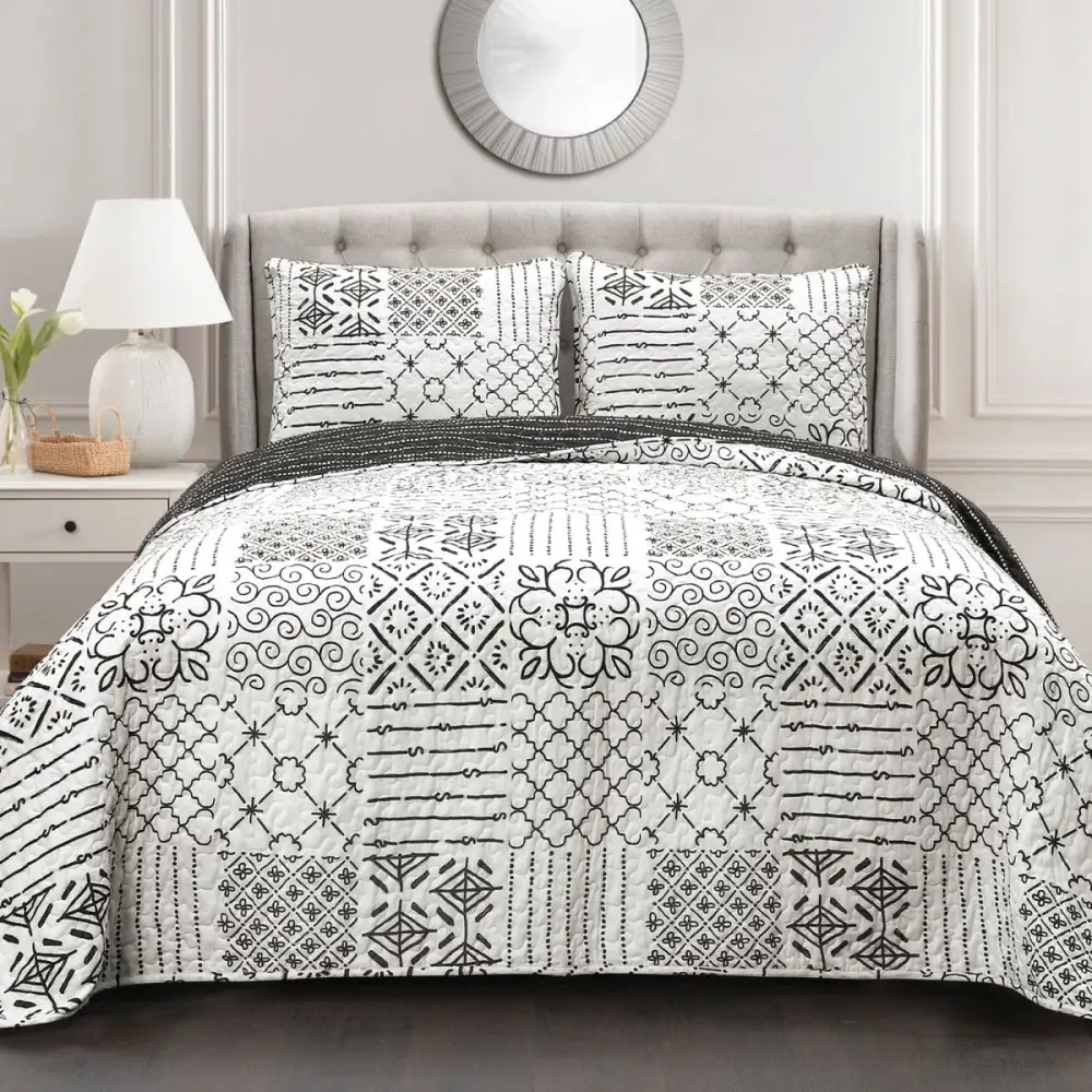 Balanced Cotton Polyester Quilt Bedding Set