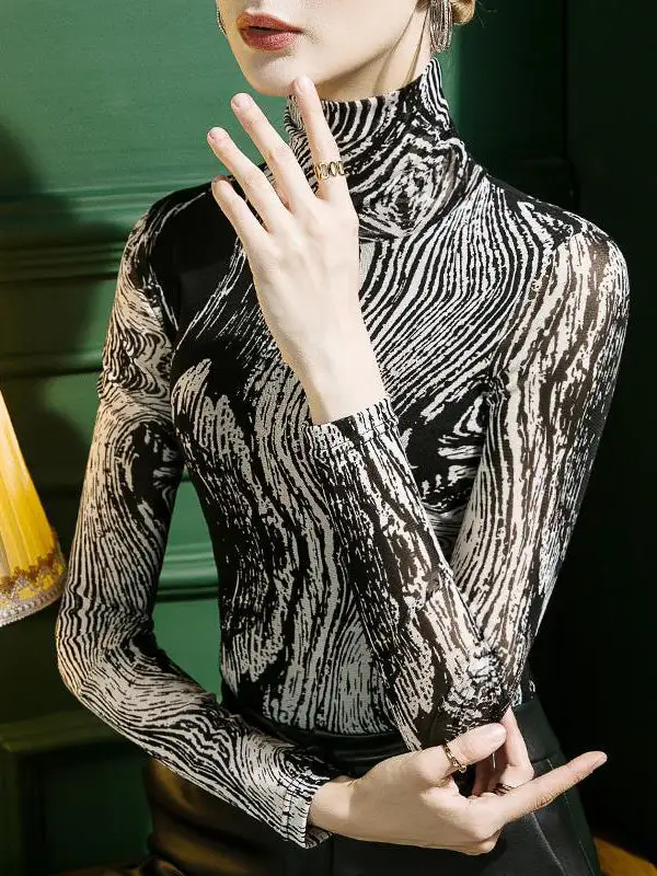 Fit Print High Neck Long Sleeve Slim T-Shirt