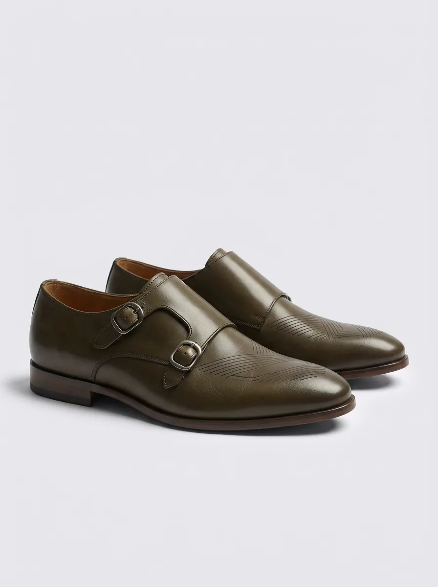 Men's Geometric Pattern Embossed Double Monk Strap Leather Shoes