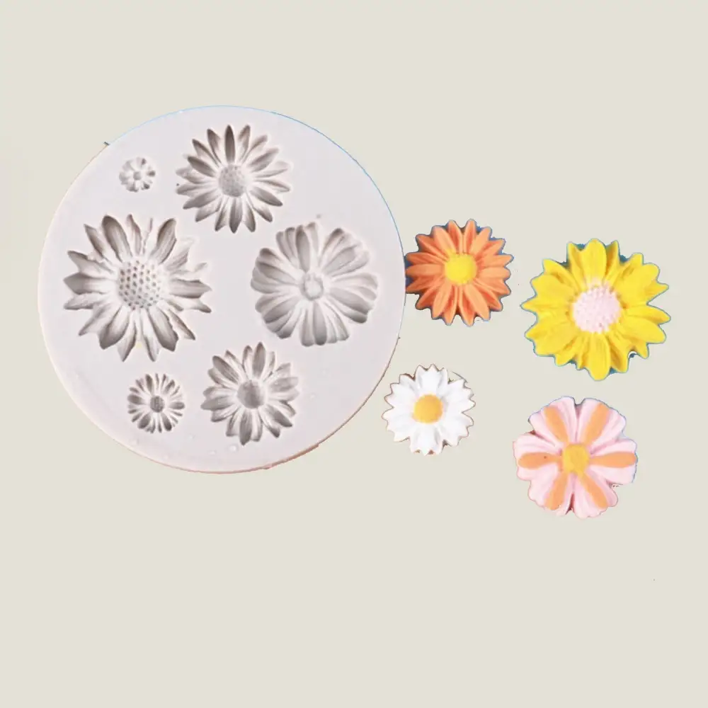 Floral Silicone Baking Mold