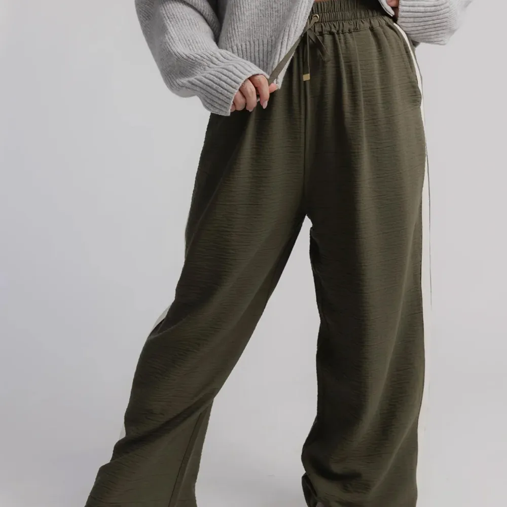 Everyday Wide Leg Weekend Pants