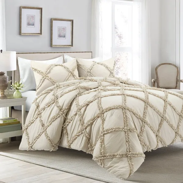 Classic Ruffled Comforter Bedding Set