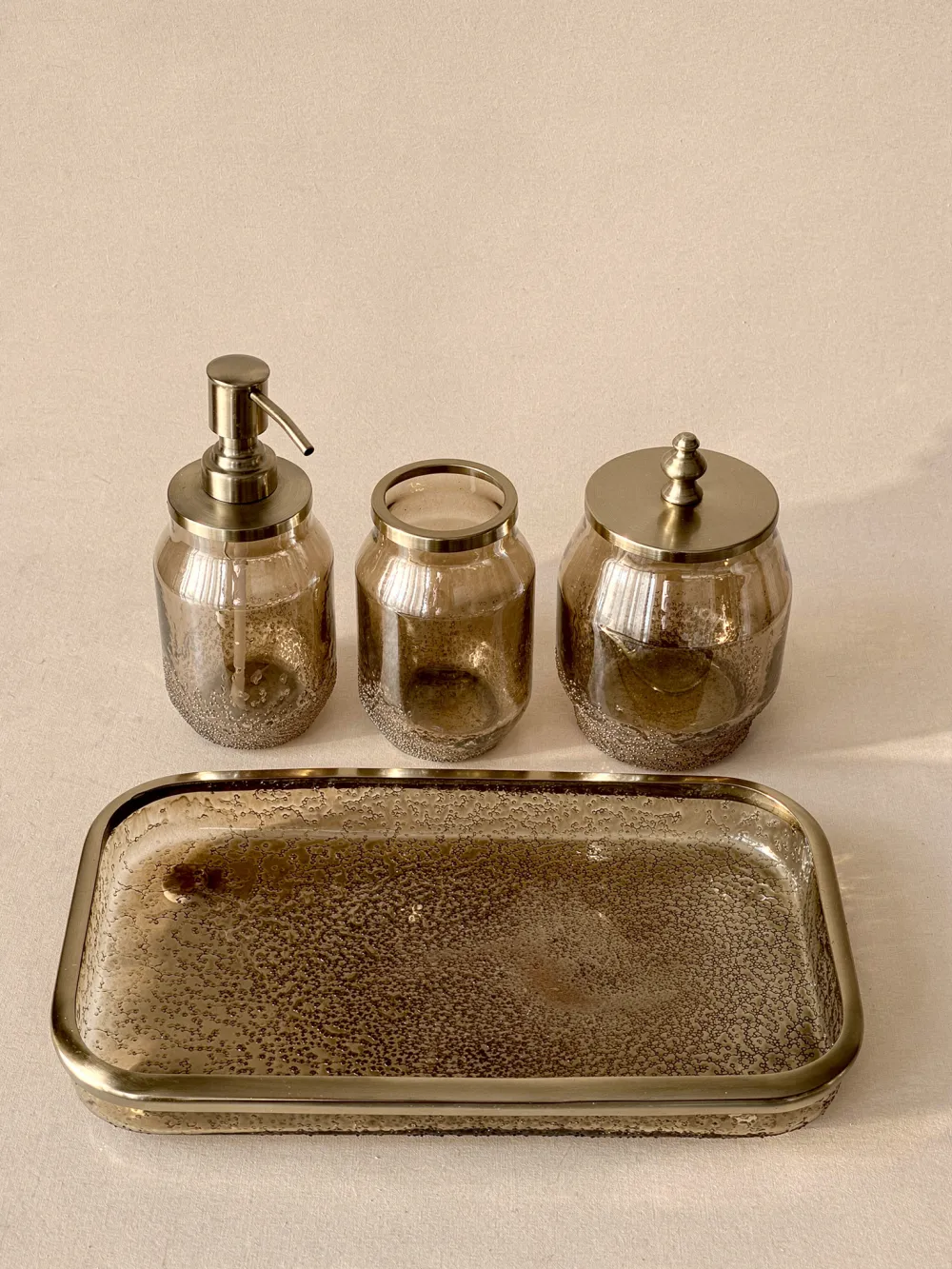 Imperium Gold Bath