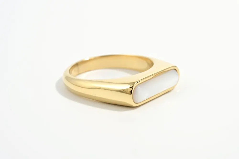 Classic Pearl Fashion Ring