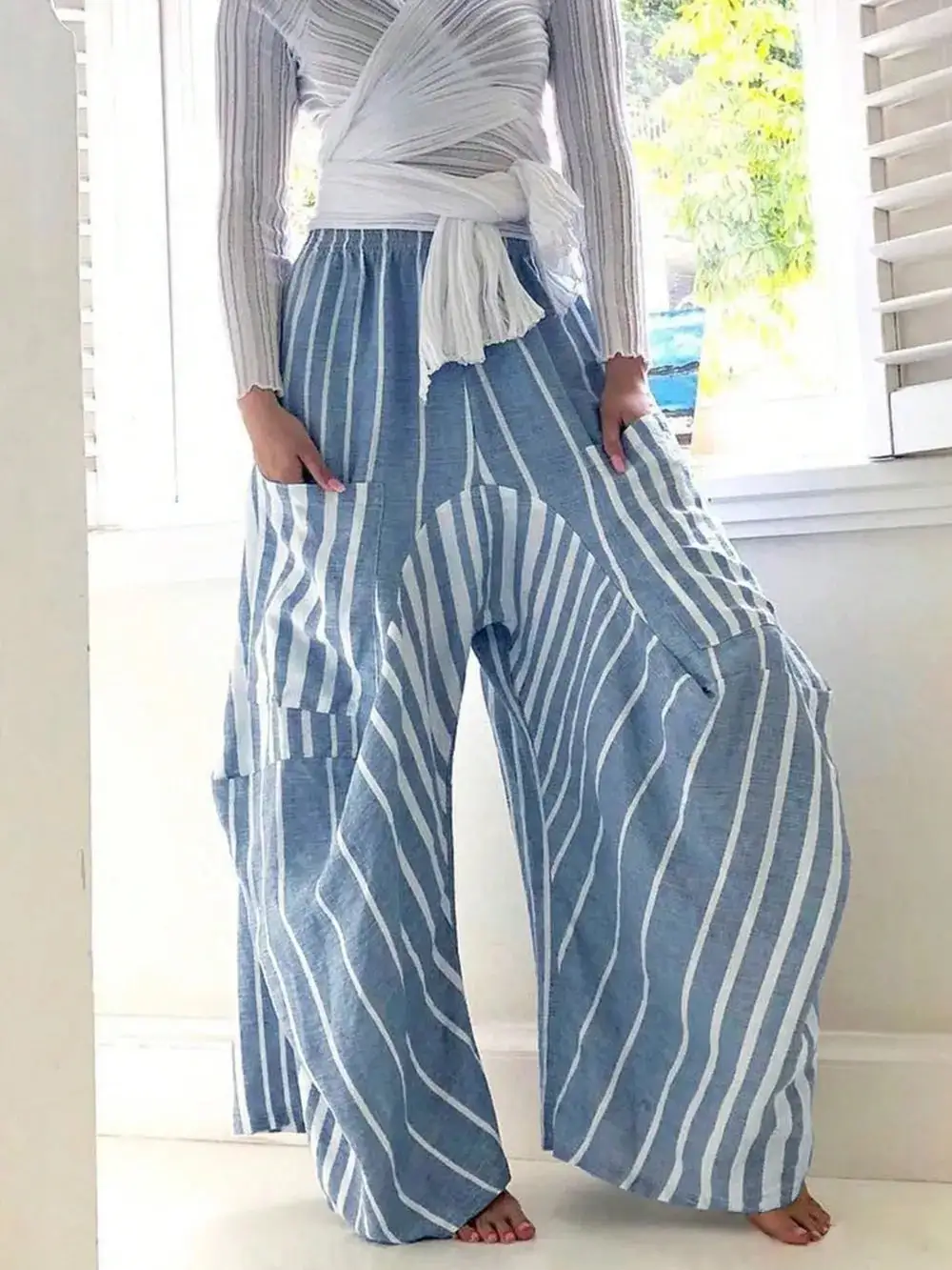 Relaxed High Waist Wide Leg Pants