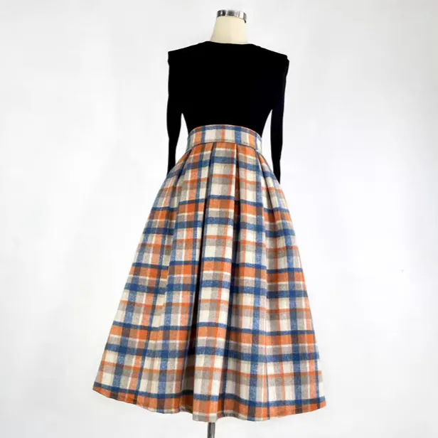Lightweight Promenade Everyday Casual Wool Skirt