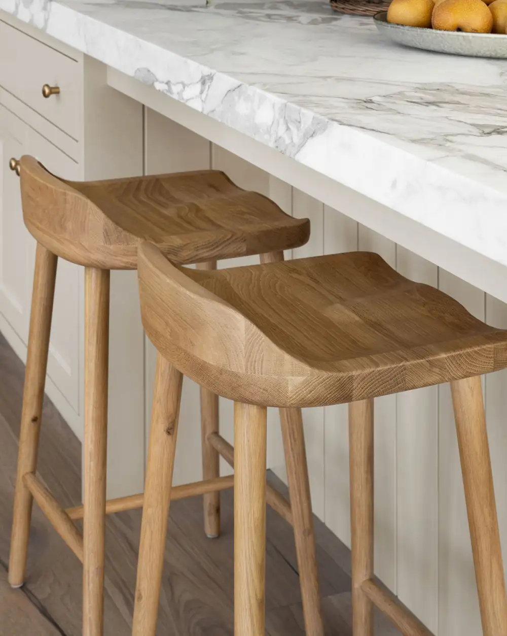 Classic Oak Counter Stool