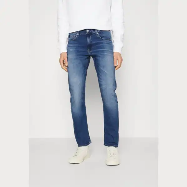 Casual Slim-Fit Denim Jeans