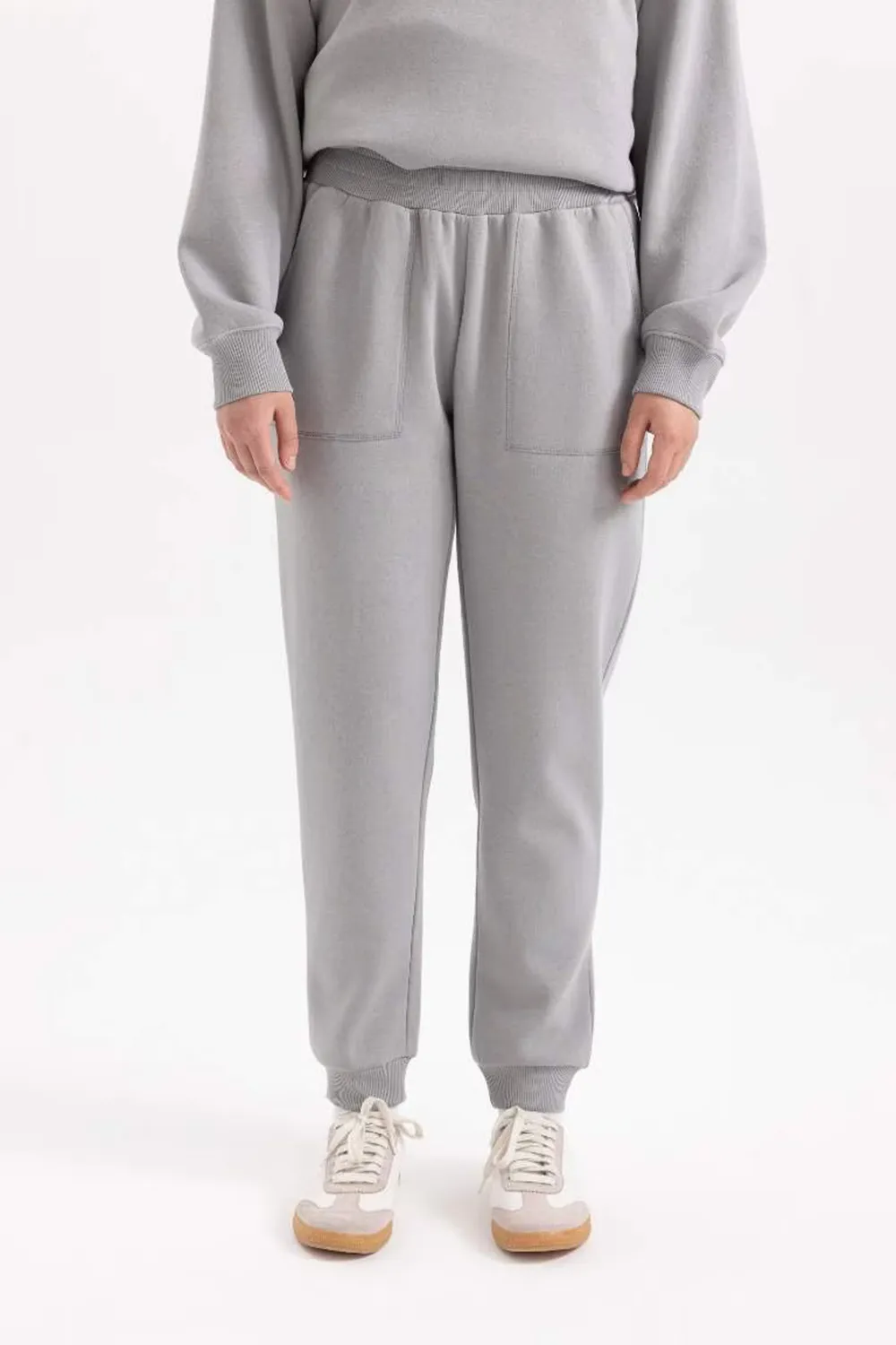 Slim Fit Solid Color Trousers