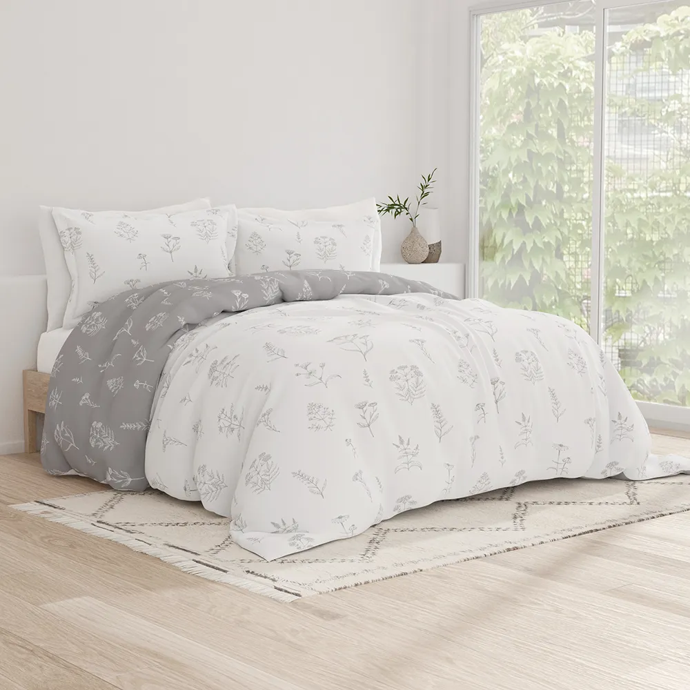 Botany Floral Pattern Reversible Duvet Cover Set