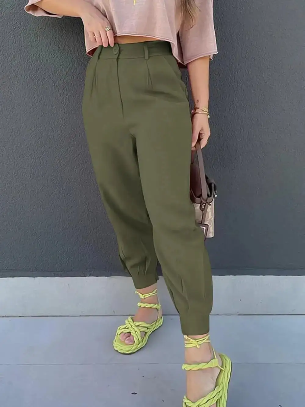 Textured High Waist Pocket Detail Pants
