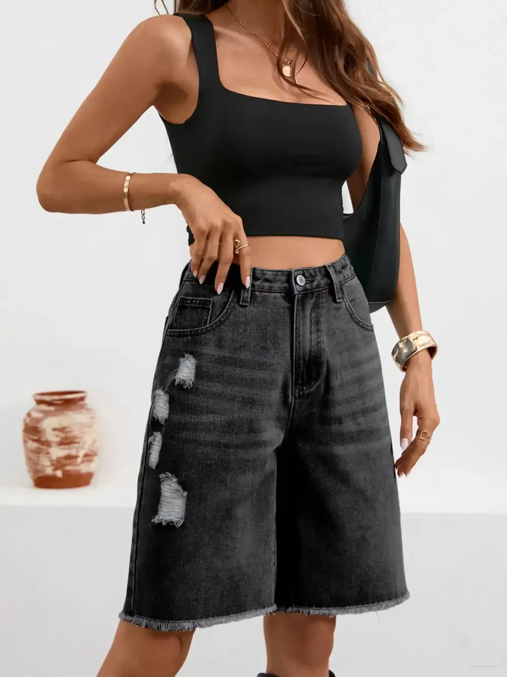 Clean Front Frayed Hem Shorts