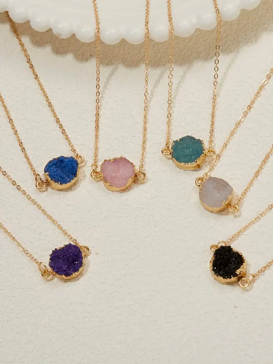 Round Color Pendant Necklace