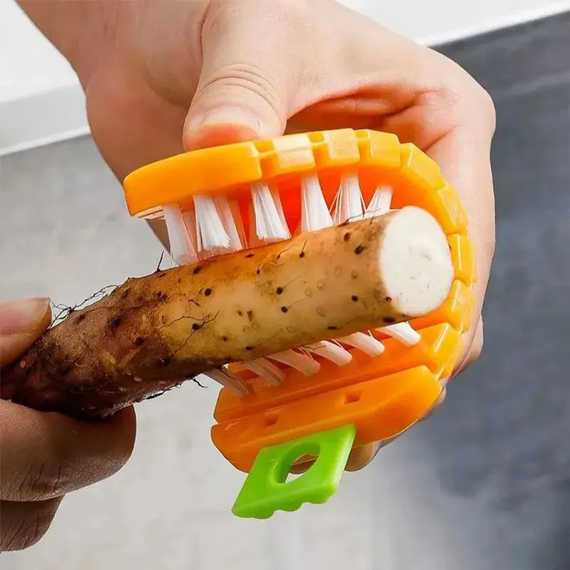 Multi-Functional Plastic Brush For Vegetables And Fruits
