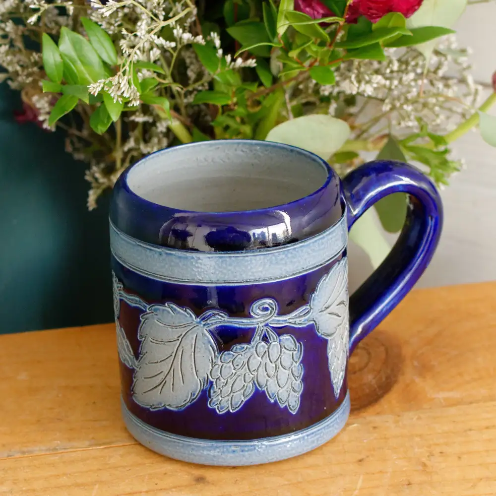 Graceful Stoneware Decorative Plate