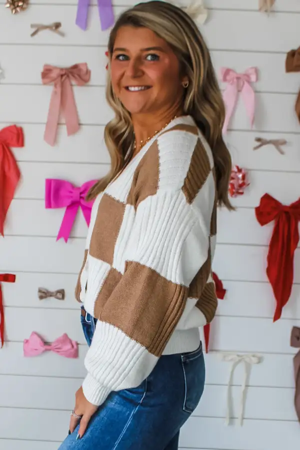Checkered Pattern Ribbed Detail Button V Neck Cardigan