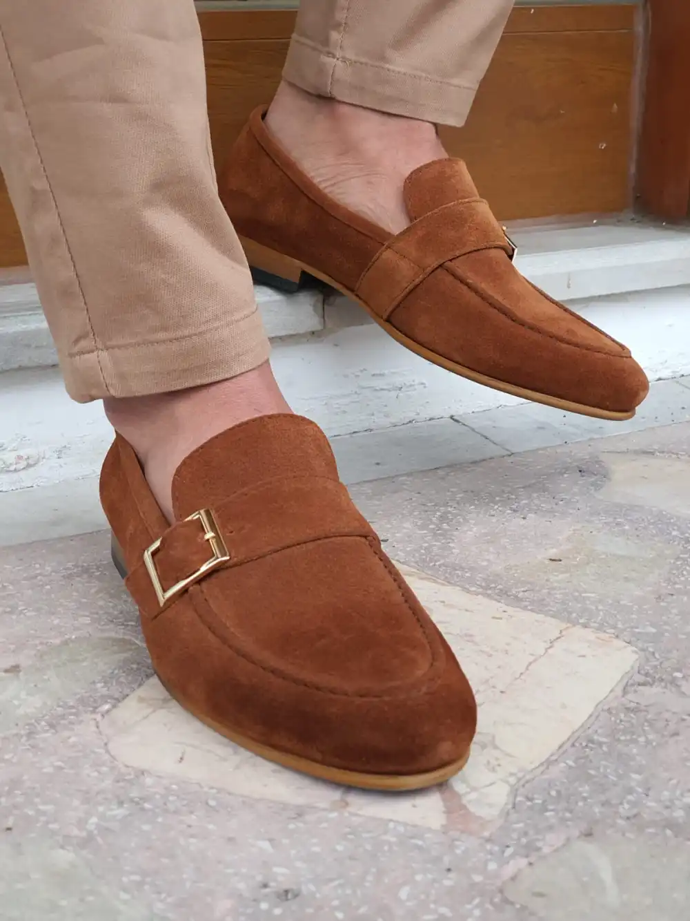 Leather Suede Buckle Loafers