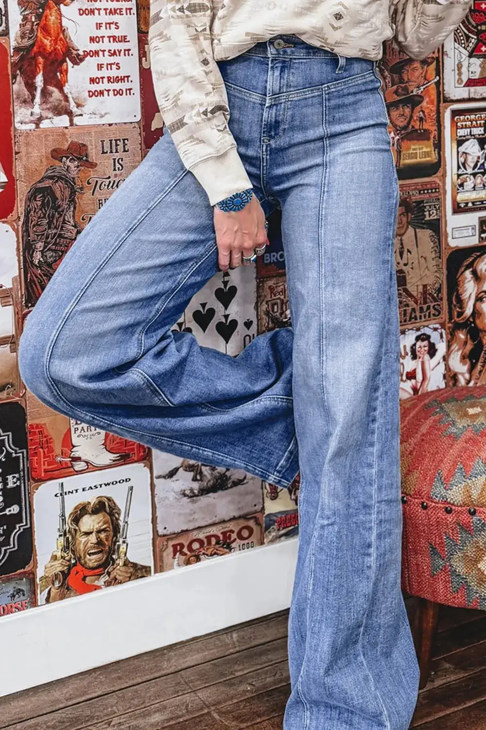 Modern Wide Leg Relaxed Fit Jeans