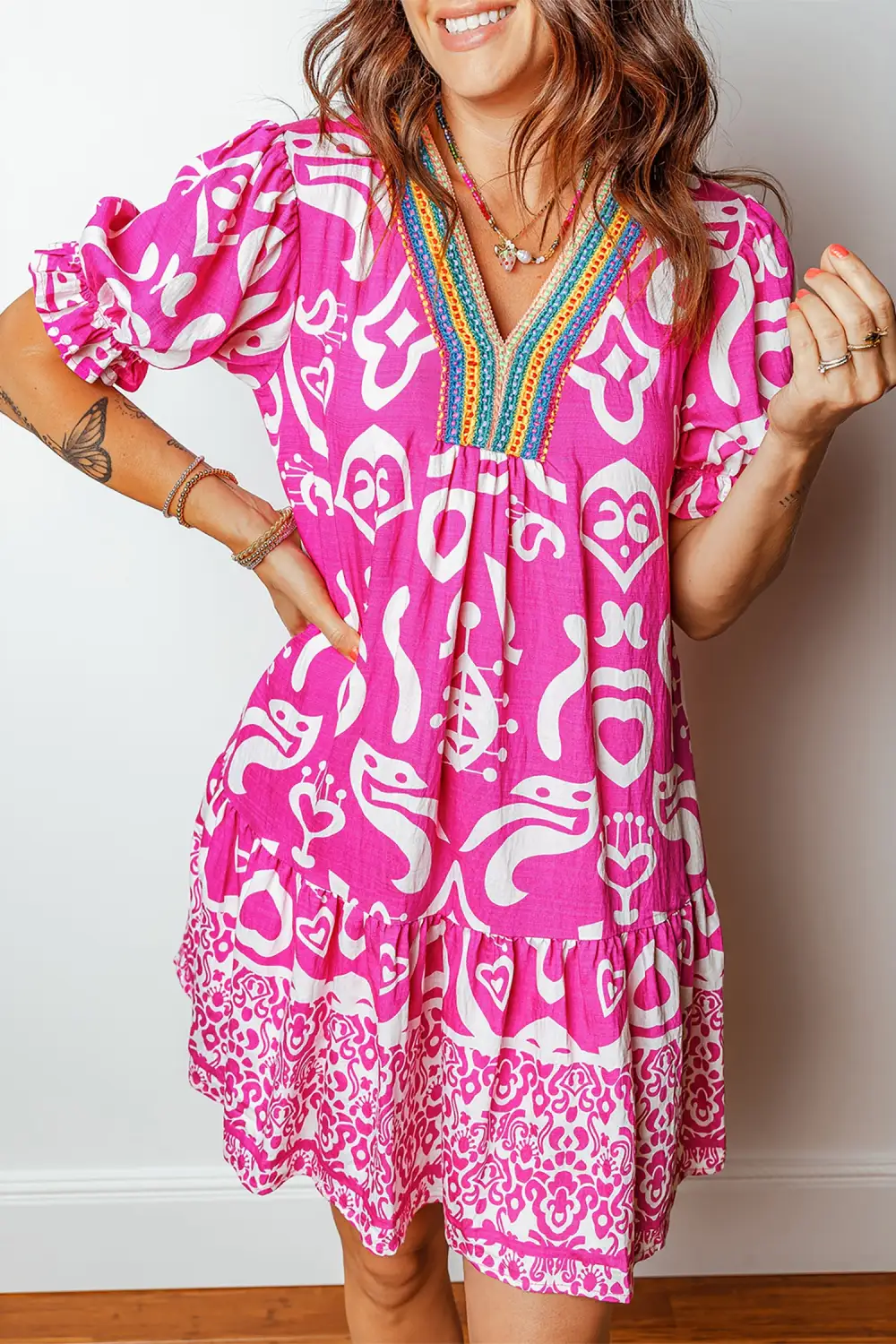 Contrast Trim V-Neck Short Sleeve Mini Dress