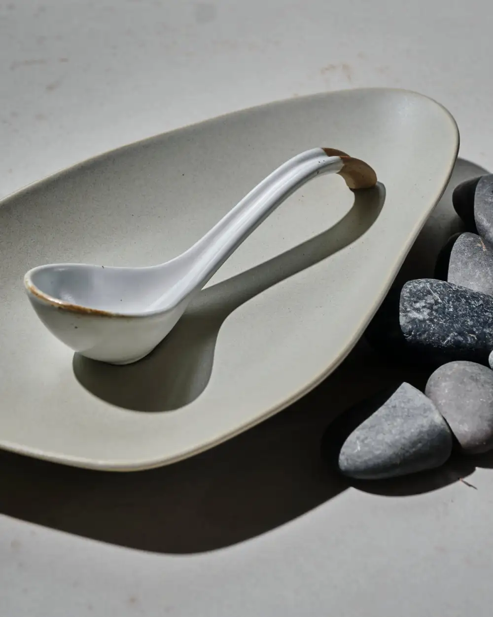 Scalloped Oval Tableware Selection