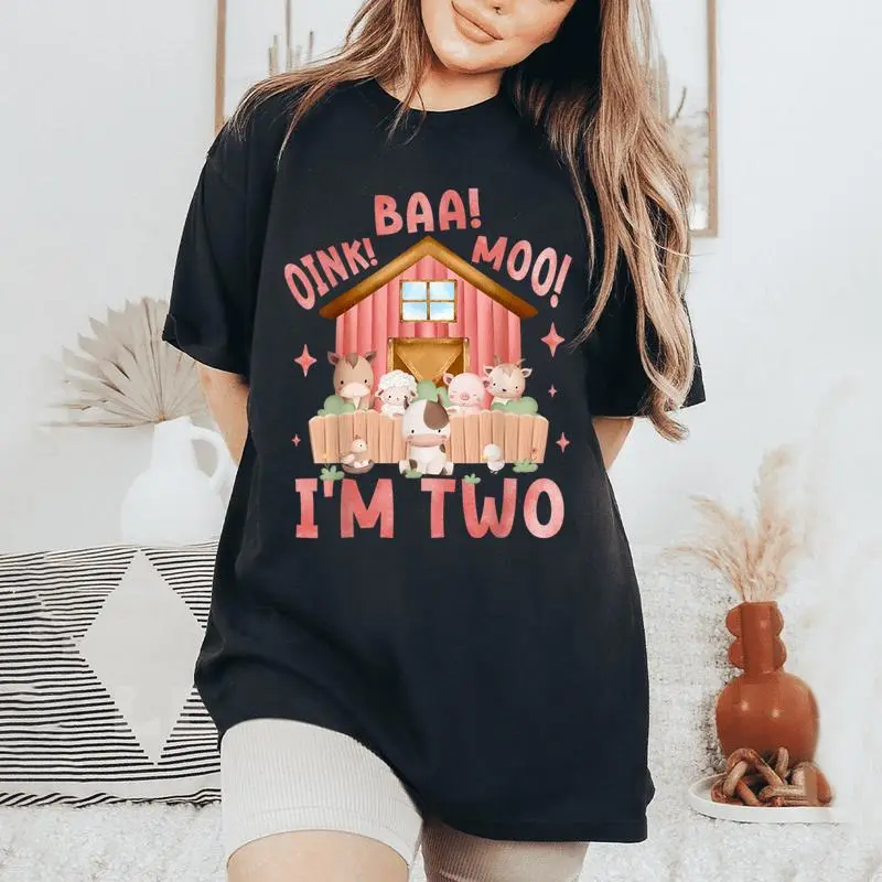 Oink Baa Moo I'm 2 Farm Theme Birthday 2 Yrs Old Girl Women's Oversized Comfort T-Shirt