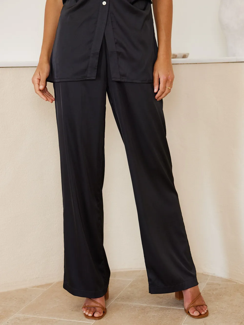 Wide-Leg High Waisted Pants