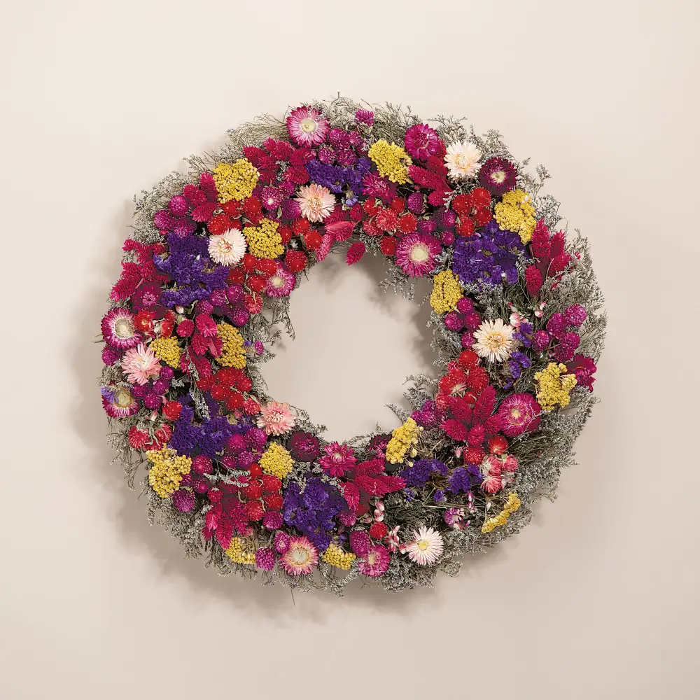 Natural Strawflower Decorative Wreath
