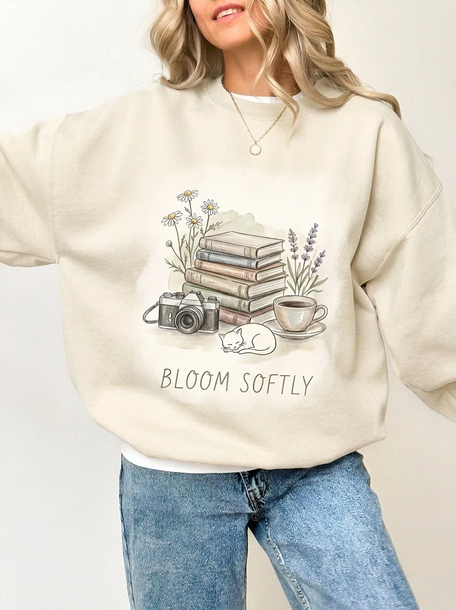Women's Book Lover Cat Camera Floral Printed Sweatshirt
