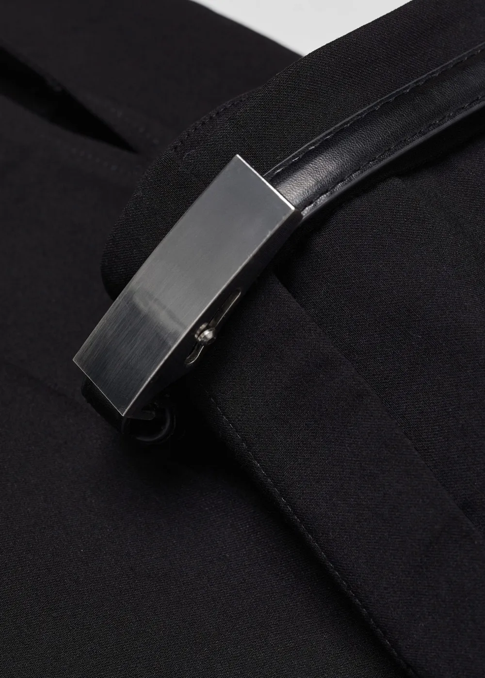 Belted Capri Trousers