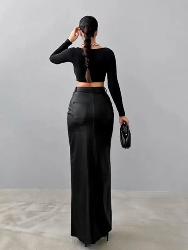 Relaxed Tailored Fitted Skirt