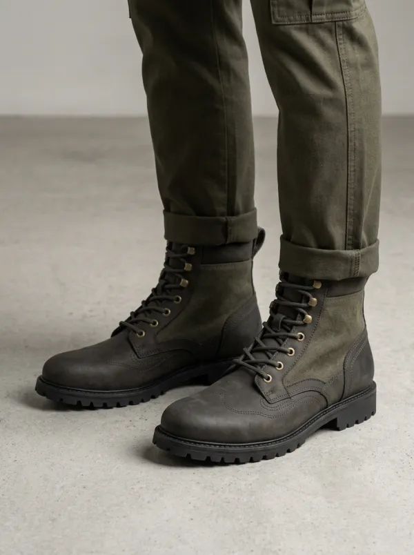 Unisex Outdoor Enthusiast Suede Print Work Boots