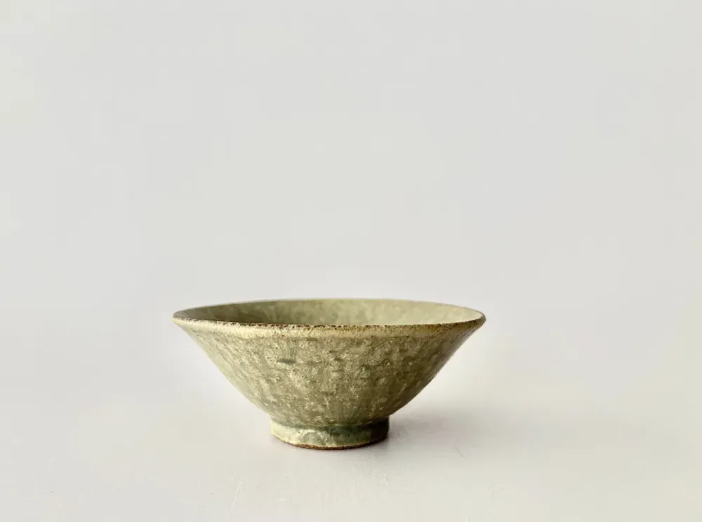 Ash glaze rice bowl