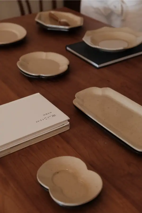 Handmade Begonia Long Plate
