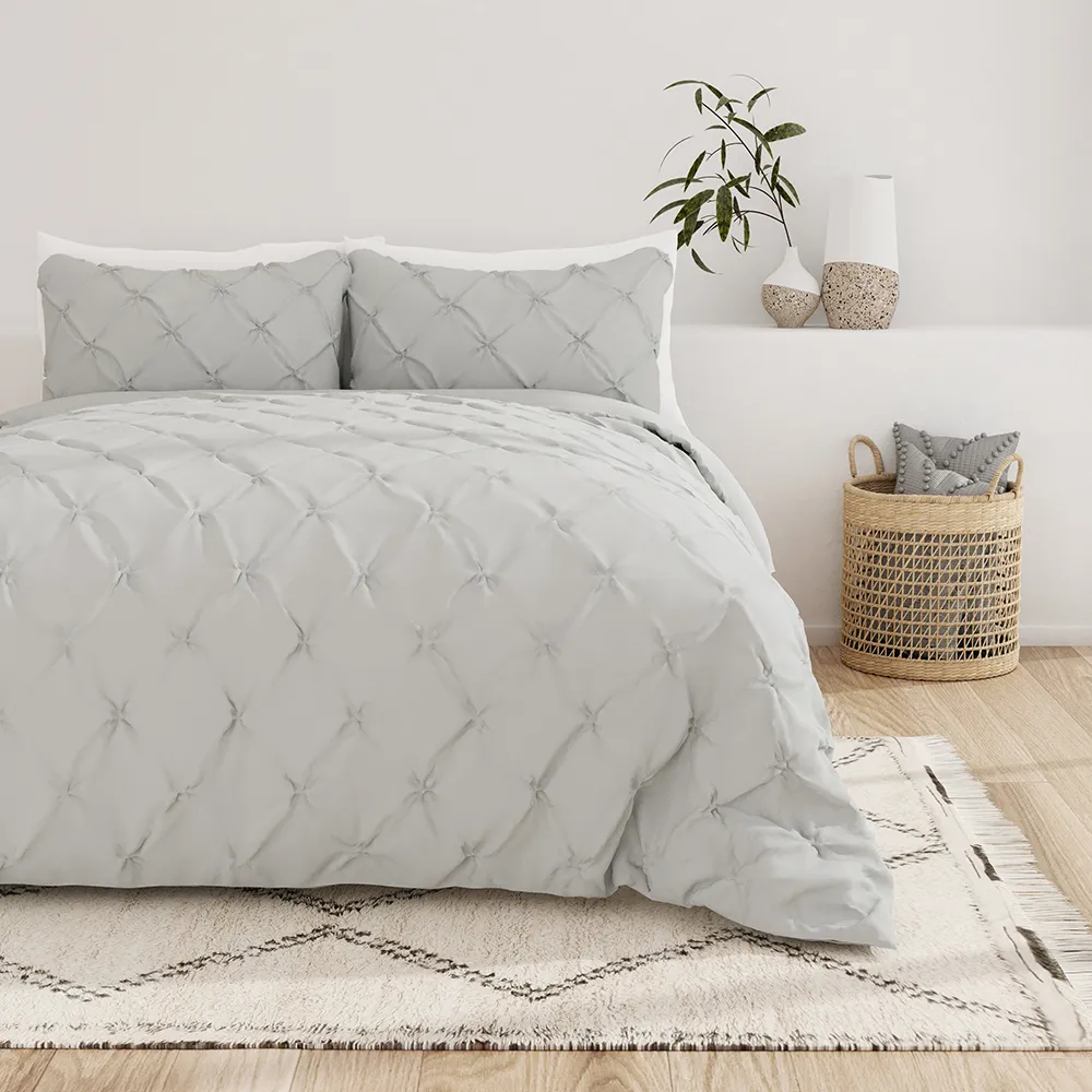 Pinch Pleat Duvet Cover Set