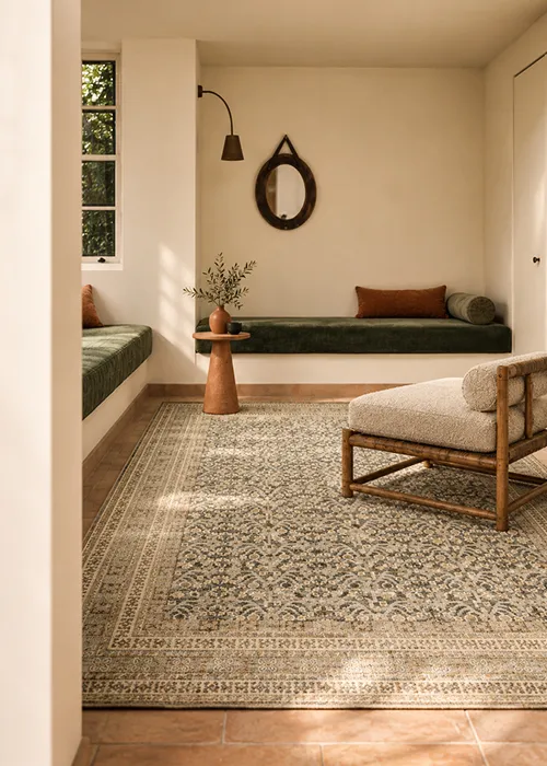 Soft-Underfoot Durable-Weave Hand-Knotted Wool Area Rug