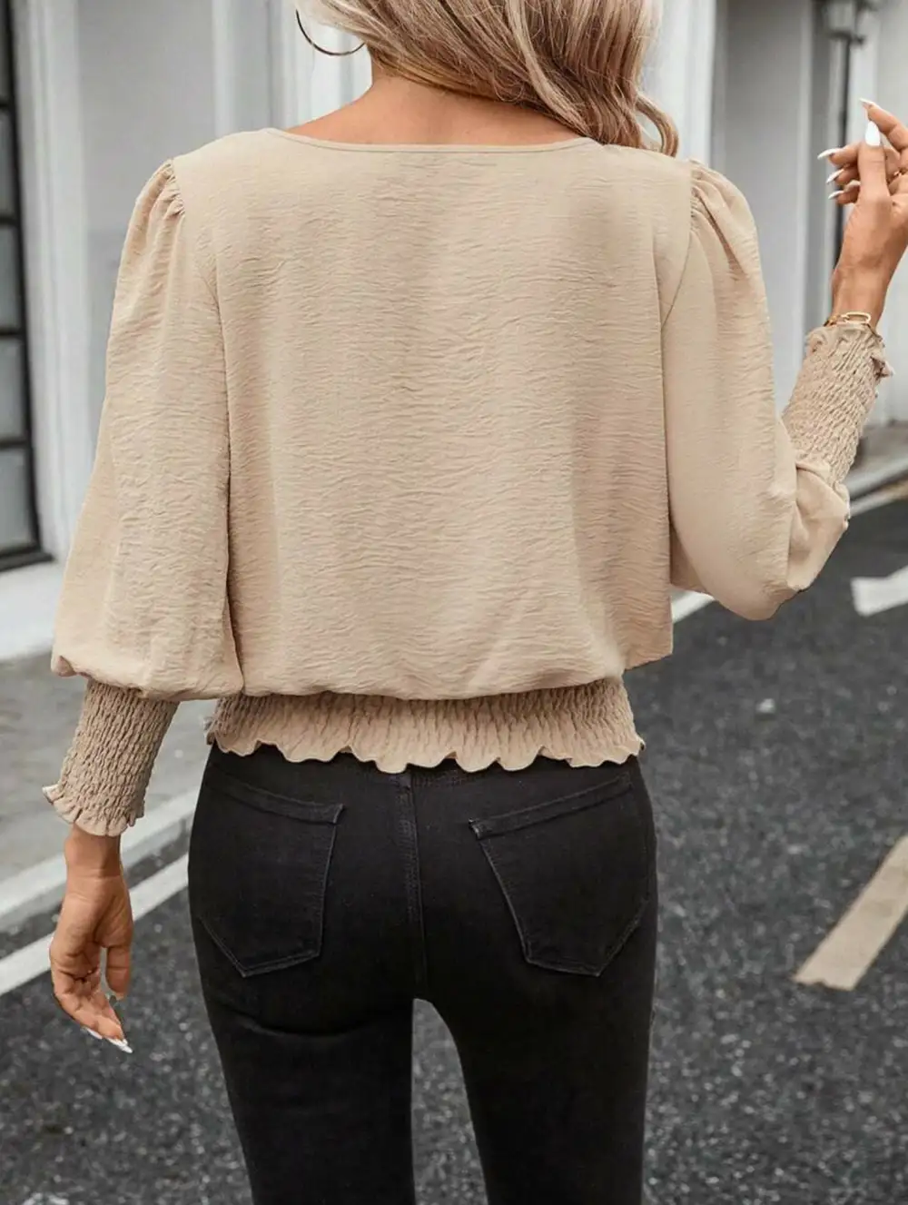 Relaxed Lantern Sleeve Blouse