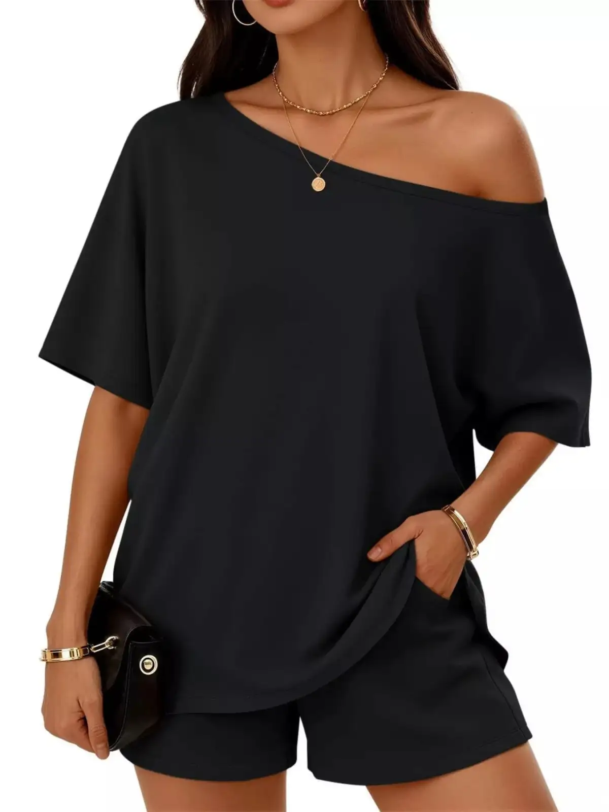 Easygoing Refined Pocketed Top and Shorts Matching Set