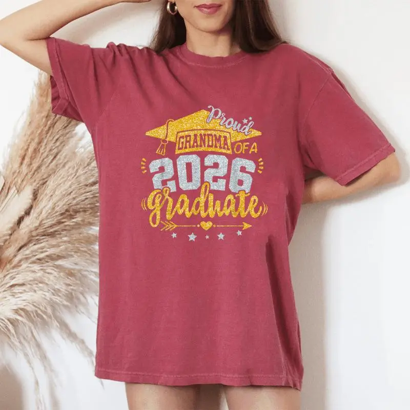 Proud Grandma Of A 2026 Graduate Grad Senior Graduation Women's Oversized Comfort T-Shirt