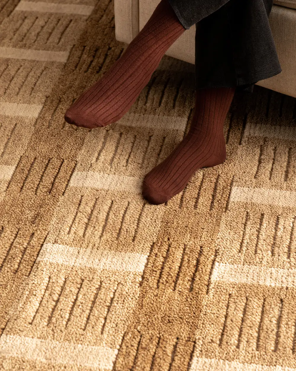 Checker Hand-Knotted Wool Area Rug