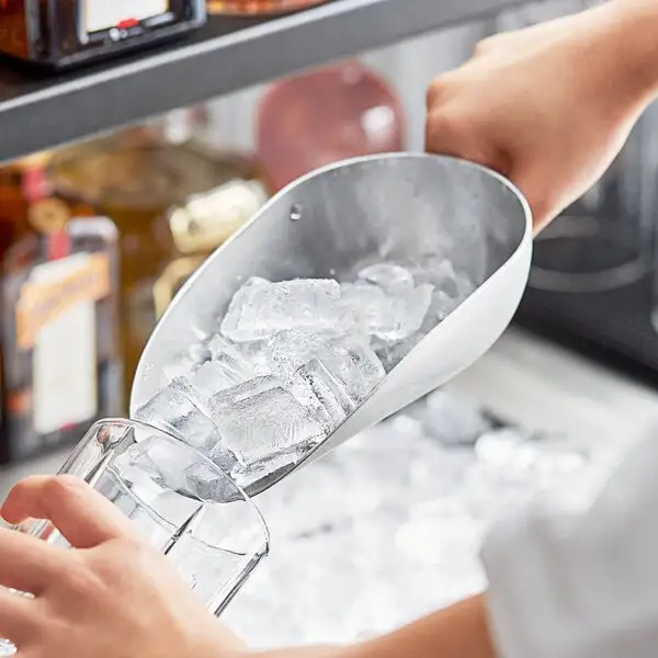 Space-Saving Single Piece Aluminum Scoop
