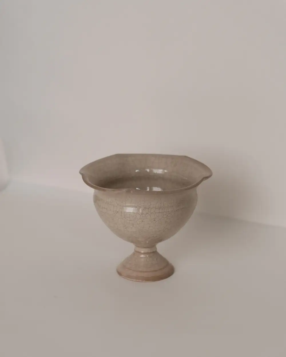 Crackled Footed Plate