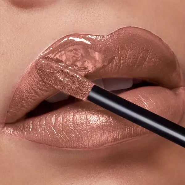 Shiny Lip Gloss
