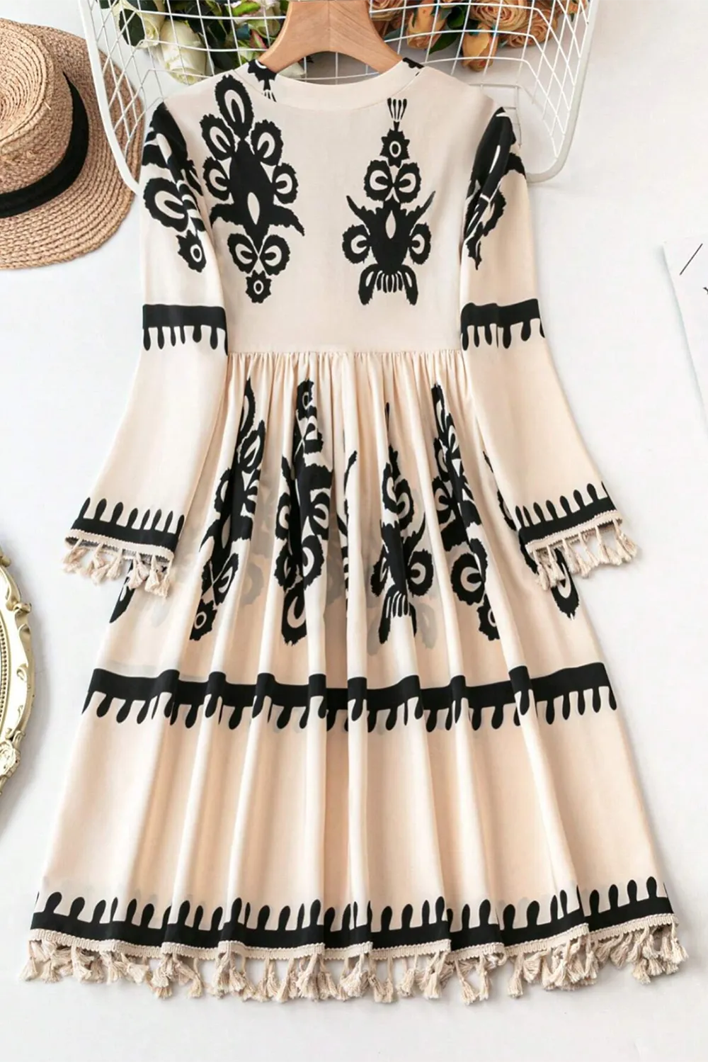 Lightweight Look Tie Detail V-Neck Mini Dress