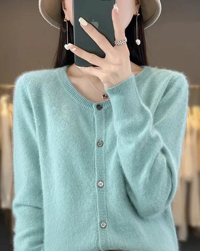 Classic Mink-Cashmere Cashmere Button-Front Crew-Neck Cardigan