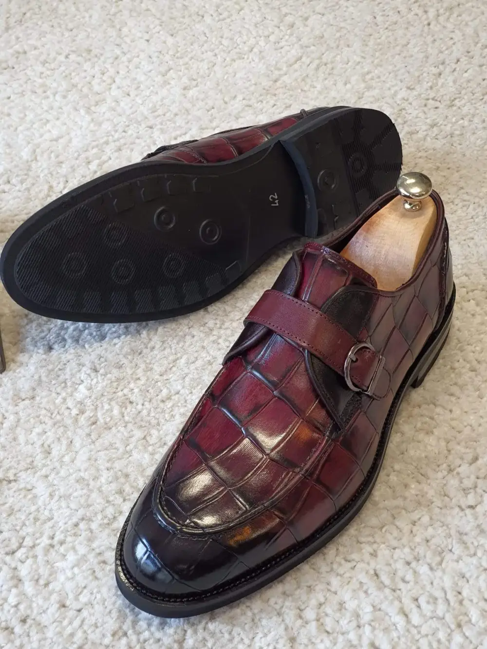 Modern Classic Buckle Loafers