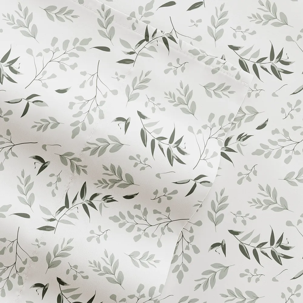 Tossed Foliage Pattern Sheet Set